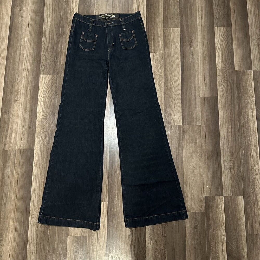 Urban Behavior Drew Vintage Wide Flare Mid Rise Women Jeans Size 11/ 31 NWOT